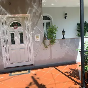 Christina's House With 2 Bedrooms And Free Parking , Gjirokastër Albanie